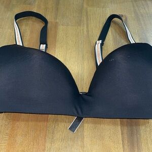 Victoria’s Secret 32DDD bra EUC